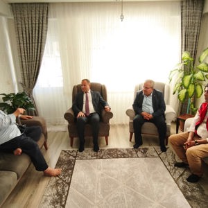 Babalar Günü vesilesiyle aziz şehidimiz Hasan Hüseyin ÇALIŞKAN’ın kıymetli babası Bahri ÇALIŞKAN’ı ziyaret ettik. - fotoğraf 3