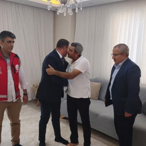 Babalar Günü vesilesiyle aziz şehidimiz Hüseyin KOROÇ’un kıymetli babası Ahmet KOROÇ’u ziyaret ettik. - fotoğraf 4