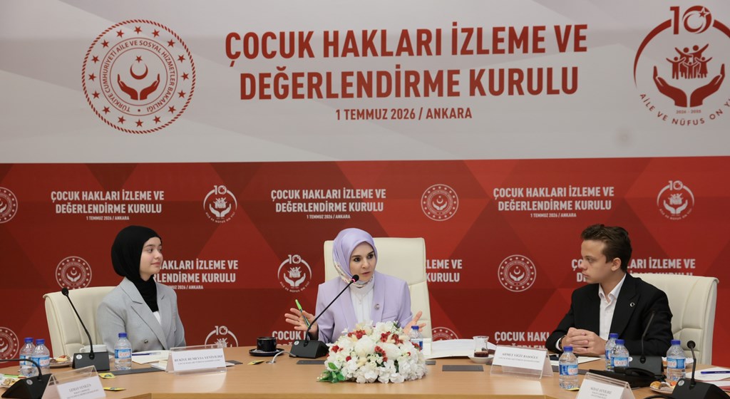 Bakanımız Sn. Mahinur Özdemir Göktaş, Çocuk Hakları İzleme ve Değerlendirme Kurulu Toplantısı'nda başkanlık etti.