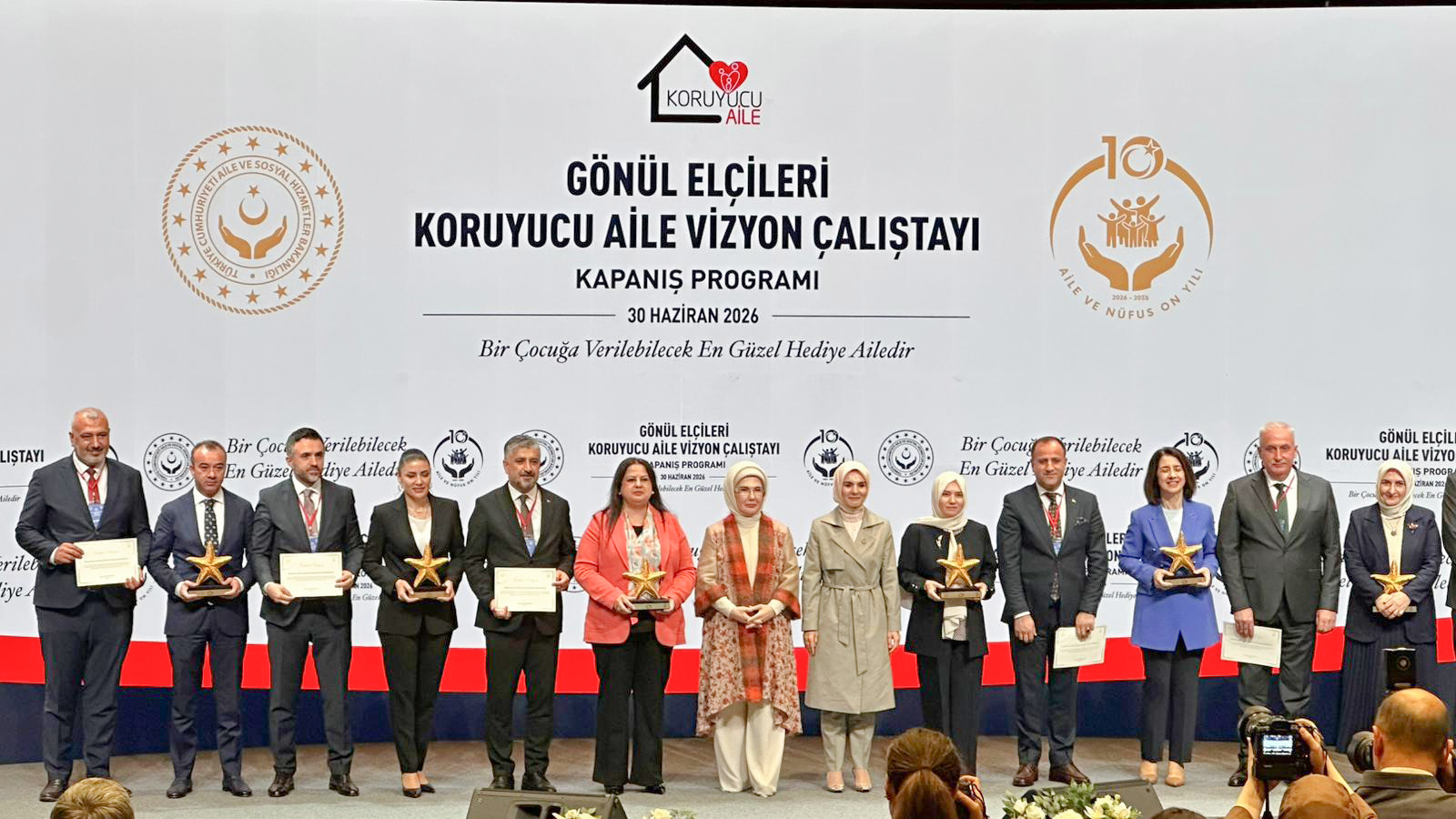 Koruyucu Aile Hizmetinde Koordinasyon ve Süreç Yönetimi Başarı Ödülü