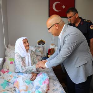 Şehidimiz J. Asb. Çvş. Adem KACAR’ın Ailesine Anlamlı Hane Ziyareti - fotoğraf 1