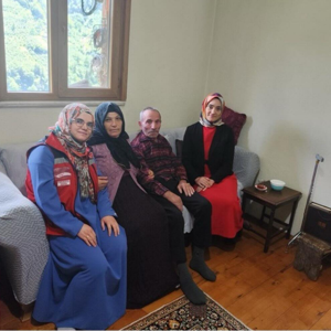 Kıbrıs Gazisi Davut Ulus Ve Şehit Resul Adanur’un Kıymetli Annesi Hanesinde Ziyaret Edildi. - fotoğraf 1