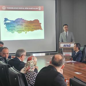 “Sosyal Risk Haritaları” çalışması kapsamında toplantı gerçekleştirildi. - fotoğraf 4