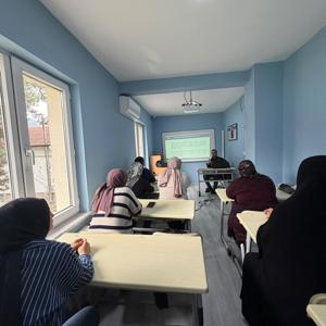 “Madde Bağımlılığı”, “Bakanlığımız Hizmet Modellerinin Tanıtımı”  konularında eğitim düzenlenmiştir. - fotoğraf 2