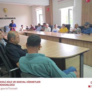 Sosyal Risk Haritaları ve Aile Rehberi Sistemi Kapsamında Bilgilendirme Toplantısı Yapıldı - fotoğraf 3