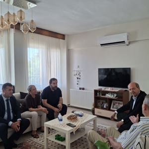 Kıbrıs Barış Harekâtı Şehit Ailelerine Anlamlı Ziyaret - fotoğraf 5