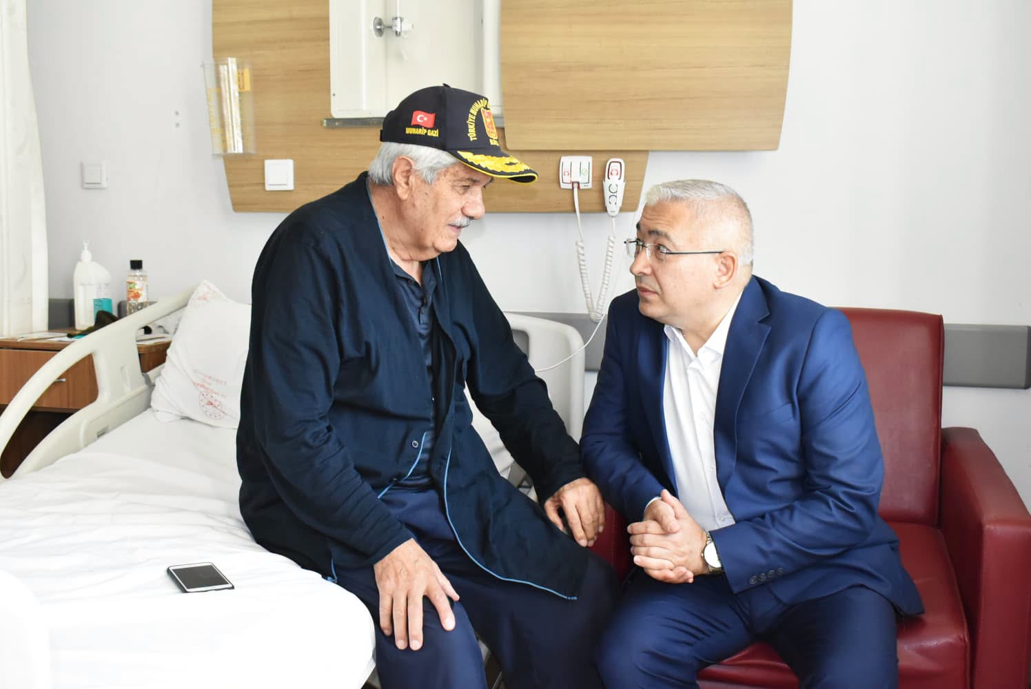 İl Müdürümüzden Kıbrıs Gazimize Geçmiş Olsun Ziyareti