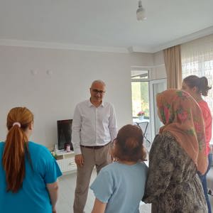 Bakım ve Rehabilitasyon Merkezi Müdürlüğüne Bağlı Çocuk Evleri Ziyareti - fotoğraf 4