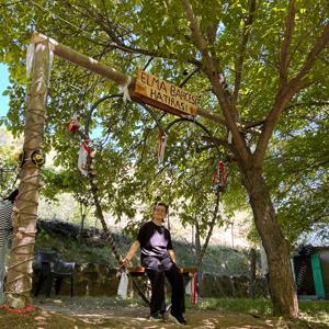 Elma Bahçesinde Doğayla İç İçe Keyifli Bir Kahvaltı - fotoğraf 2