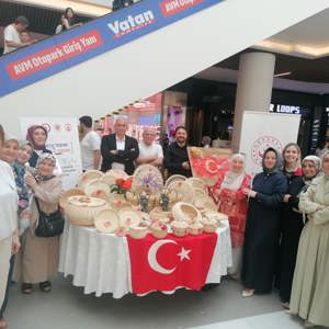 Şehit Yakınlarımızın Eserleri “Sanata Yolculuk” Sergisinde Sanatseverlerle Buluştu - fotoğraf 3