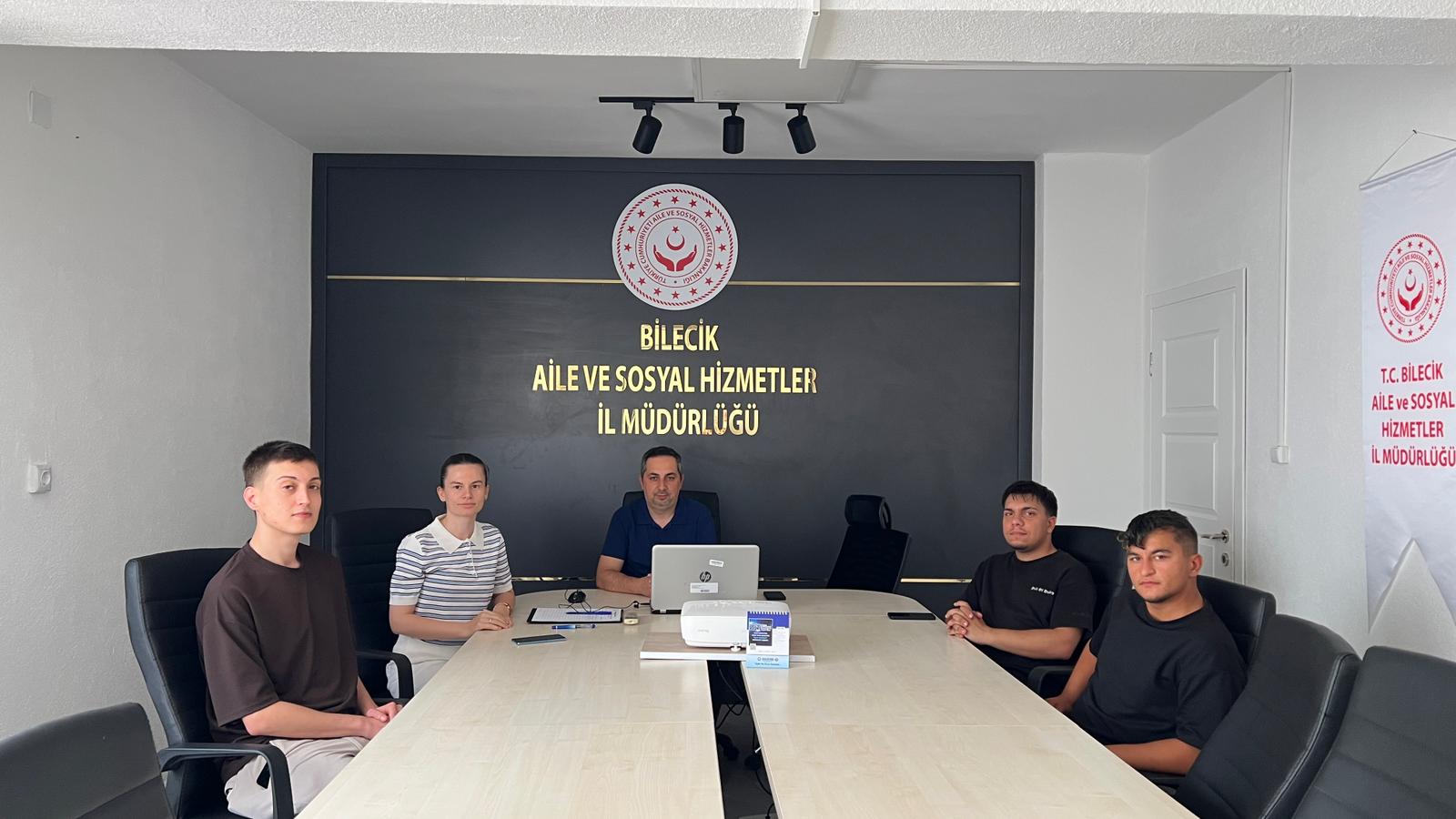 İŞ HAYATINA UYUM EĞİTİMİ