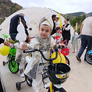 İl Müdürümüz Sayın Dr. Cengiz MADEN, Çocuklarımızın Sünnet Sevincine Ortak Oldu - fotoğraf 5