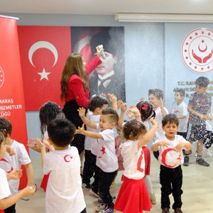 Bizim Aile Çocuk Bakımevinde Yıl Sonu Etkinliği Düzenlendi - fotoğraf 3
