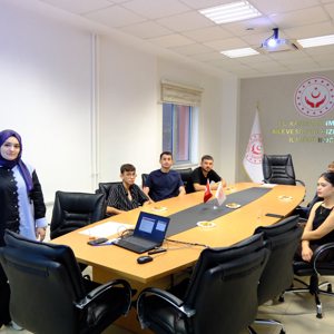 İş Hayatına Uyum Semineri Düzenlendi - fotoğraf 2