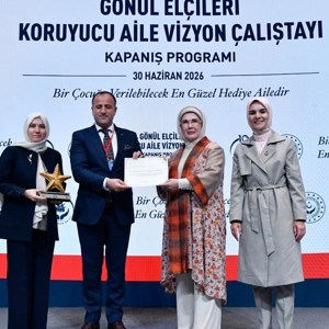 Emine Erdoğan Hanımefendi ve Bakanımız Göktaş "Gönül Elçileri Koruyucu Aile Vizyon Çalıştayı Kapanış Programı"na katıldı - fotoğraf 29