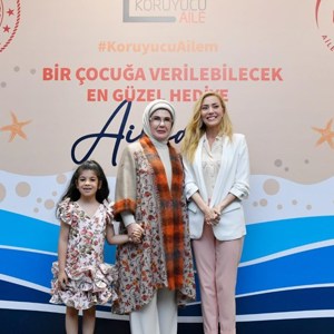 Emine Erdoğan Hanımefendi ve Bakanımız Göktaş "Gönül Elçileri Koruyucu Aile Vizyon Çalıştayı Kapanış Programı"na katıldı - fotoğraf 13