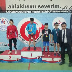 Okullar Arası Yıldızlar Türkiye Halter Şampiyonasında Türkiye 2. Olduk. - fotoğraf 1