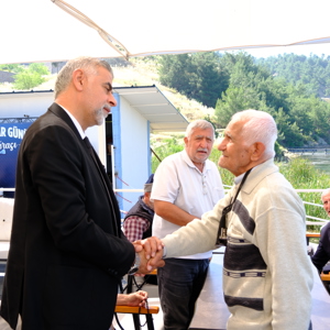 Babalar Günü’nde Kıymetli Büyüklerimize Anlamlı Program - fotoğraf 1