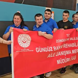Gündüz Bakım Rehabilitasyon ve Aile Danışma Merkezinden hizmet alan özel bireylerimiz arasında basketbol maçı düzenlenmiştir.  - fotoğraf 1