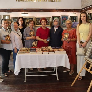 Umudu Sanata Dönüştüren Kadınlar Hikâyelerini Rölyeflerle Anlattı - fotoğraf 1