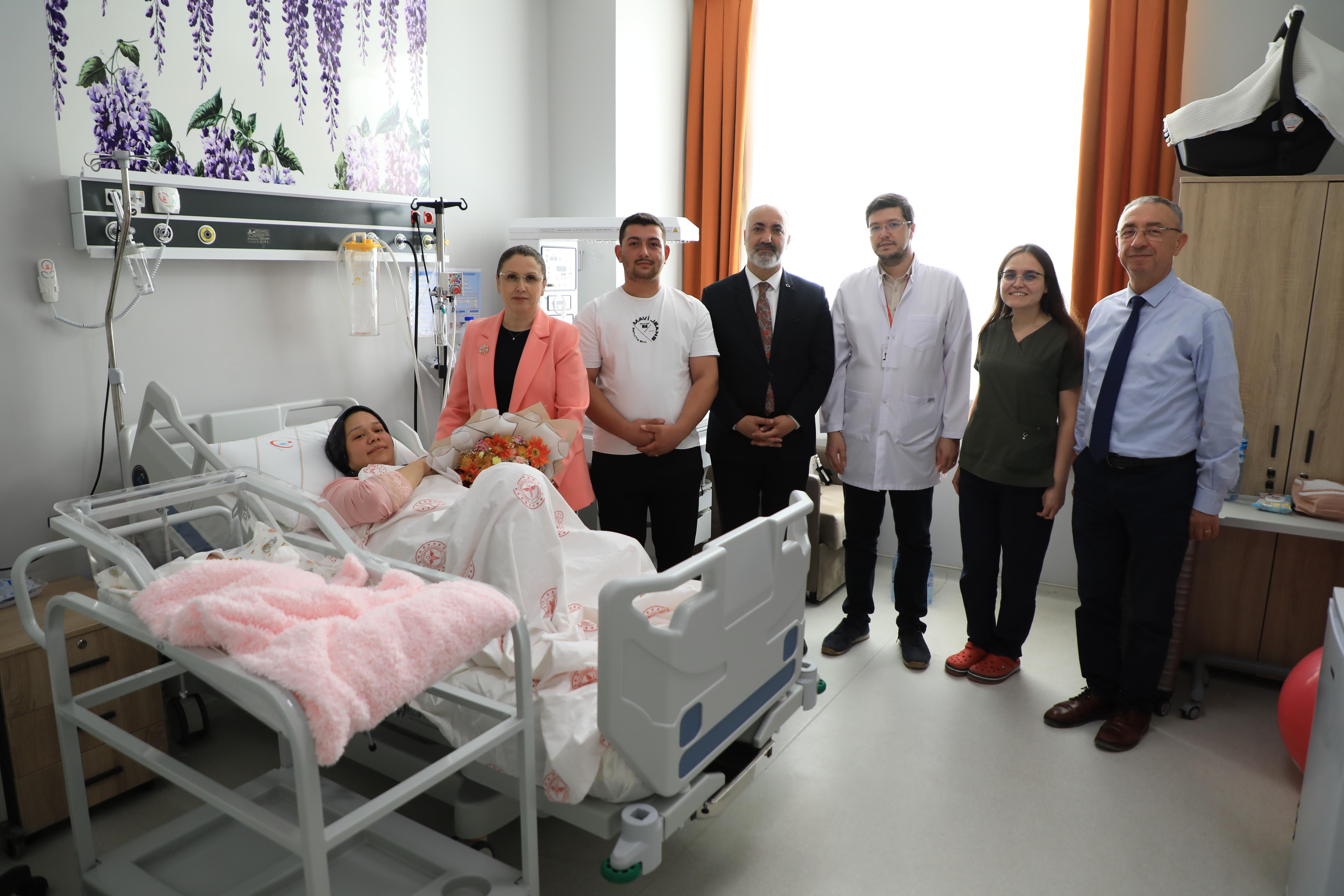 Genç Ailenin En Mutlu Günlerinde Yanlarında Olduk