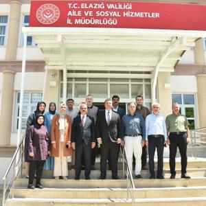 MİLLETVEKİLİ PROF. DR. EROL KELEŞ İLE SOSYAL HİZMETLER ÜZERİNE İSTİŞARE TOPLANTISI GERÇEKLEŞTİRİLDİ - fotoğraf 3