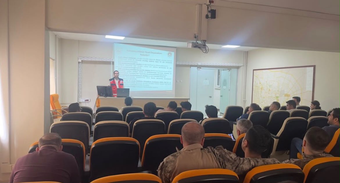 İl Müdürlüğümüzden Emniyet Personeline "Koruyucu Aile" Tanıtımı