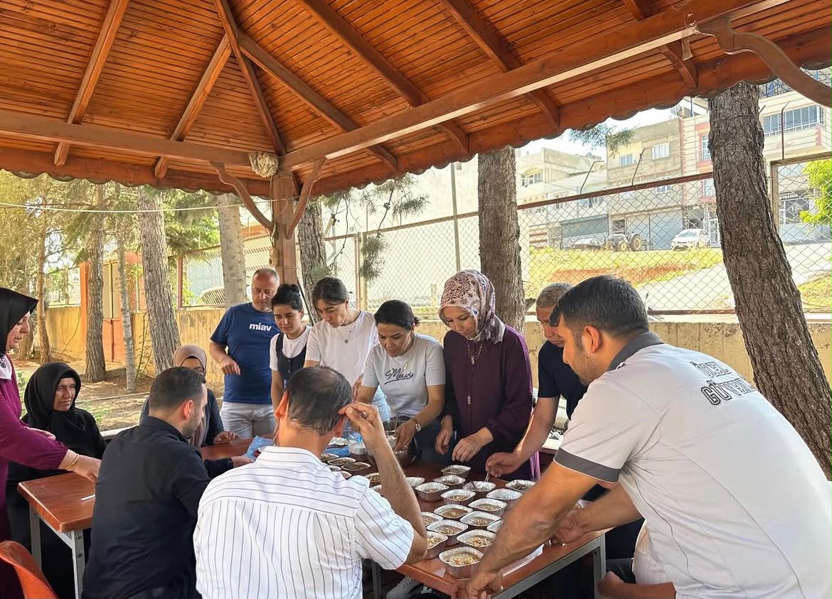 Muharrem Ayının Manevi İkliminde Birlik ve Beraberlik Aşuresi