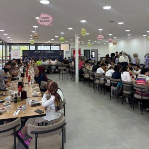 Özel Gereksinimli Bireylerimizin Katılımıyla Hamburger Partisi - fotoğraf 1