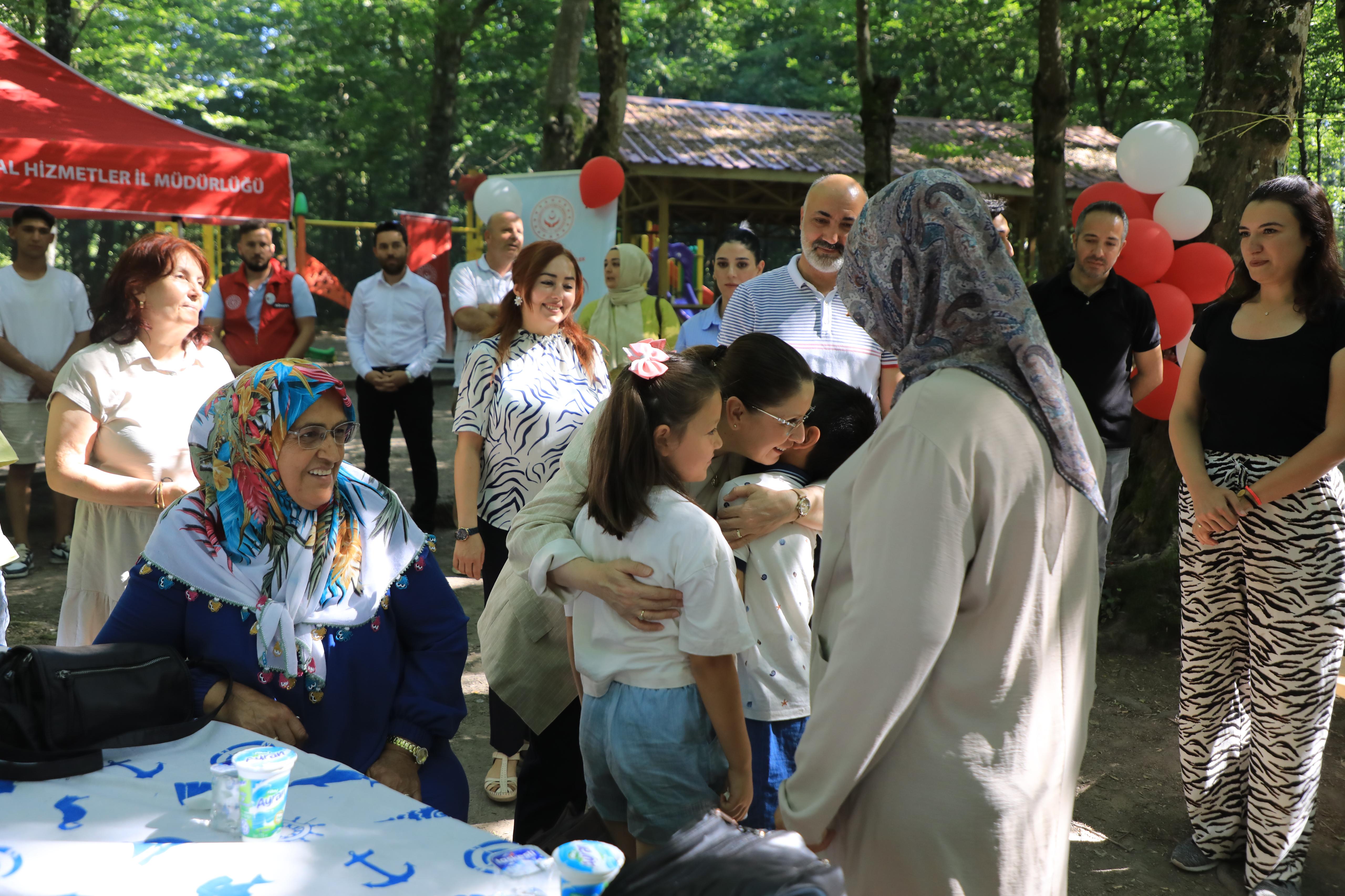 30 Haziran Koruyucu Aile Günü Kapsamında Şenlik Düzenlendi - fotoğraf 3