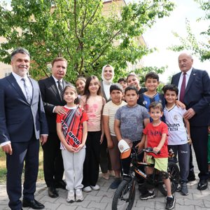 Aile ve Sosyal Hizmetler Bakanımız Sayın Mahinur Özdemir Göktaş, Şehidimiz Ahmet Aytekin Annesini ziyaret etti. - fotoğraf 8