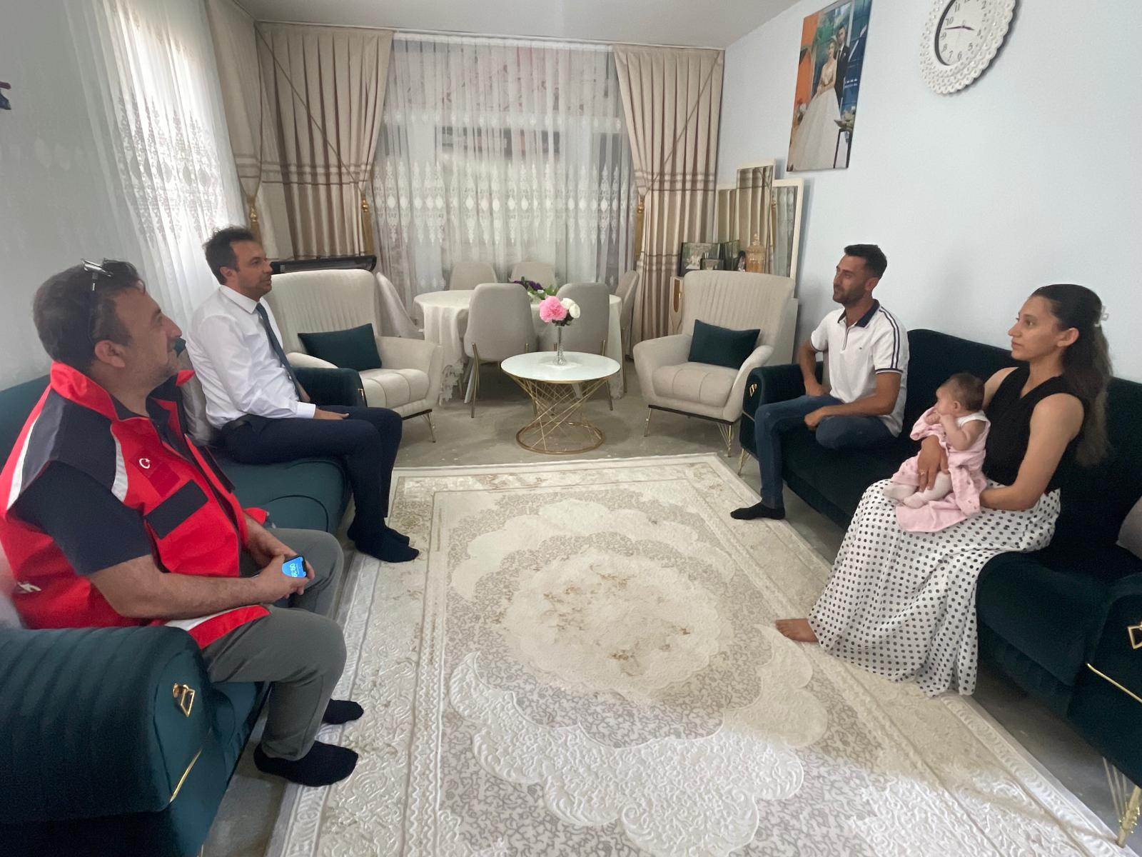 İl Müdürlüğümüzden Aile ve Gençlik Fonu Yararlanıcısı Çiftlerimize Anlamlı Ziyaret