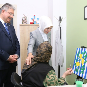 Bakanımız Sayın Mahinur Özdemir Göktaş ve Valimiz Dr. Erdinç Yılmaz, İl Müdürlüğümüze Bağlı Aktif Yaşam Merkezi’nin Açılışını Gerçekleştirdi - fotoğraf 15