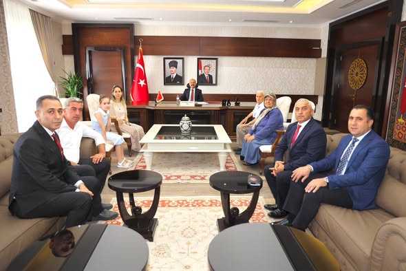 Aziz Şehitlerimizin Kıymetli Aileleri Ve Kahraman Gazilerimizle Valimiz Sayın Dr. Osman Varol' a Ziyaret