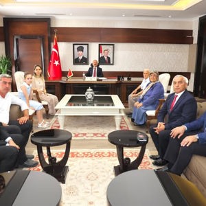 Aziz Şehitlerimizin Kıymetli Aileleri Ve Kahraman Gazilerimizle Valimiz Sayın Dr. Osman Varol' a Ziyaret - fotoğraf 1