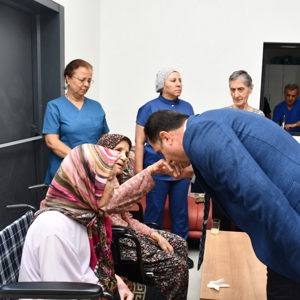 Aydın Milletvekilimiz Sayın Seda Sarıbaş ile Aydın Büyükşehir Belediye Başkanımız Sayın Özlem Çerçioğlu, Aydın Huzurevi Yaşlı Bakım ve Rehabilitasyon Merkezi Müdürlüğümüzü Ziyareti - fotoğraf 7