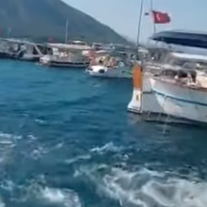 Denizde Yüzme Etkinliği Ve Tekne Turu Düzenlendi. - fotoğraf 2