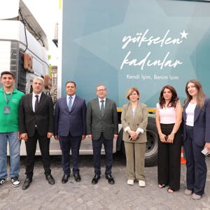 "Kendi İşim Benim İzim" Projesi Kapsamında Girişimcilik Eğitim Tırı Kars'ta - fotoğraf 1