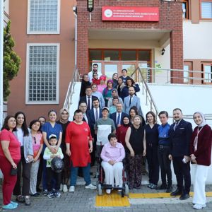 Genel Müdür Yardımcımız Sn.Tarık TANGUROĞLU, Personel Hizmetleri Daire Başkanımız Sn. Mustafa ŞİMŞEK ve Sosyal Çalışmacı Sn. Duygu DEMİR kuruluşumuza 07.05.2026 tarihinde ziyaret gerçekleştirmişlerdir. - fotoğraf 1
