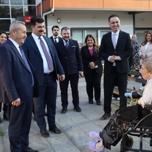 Devrek Huzurevi Yaşlı Bakım ve Rehabilitasyon Merkezi Müdürlüğüne ziyaret gerçekleştirildi. - fotoğraf 3