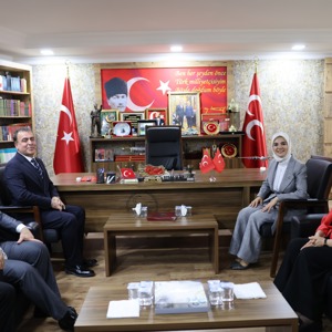 Bakanımız Göktaş, Eskişehir'de Yaşlı Aktif Yaşam Merkezi'nin açılışında konuştu - fotoğraf 11