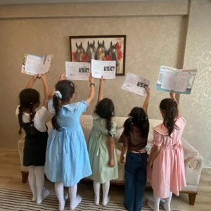Koruma ve bakım altında bulunan birbirinden kıymetli çocuklarımız, bir eğitim öğretim yılını daha başarıyla tamamlayarak karne sevinci yaşadı.  - fotoğraf 1