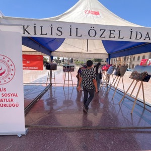 15 Temmuz Demokrasi ve Millî Birlik Günü Kapsamında Fotoğraf Sergisi Açıldı - fotoğraf 4
