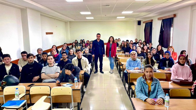 KSÜ Sosyal Hizmet Bölümü Öğrencilerine Koruyucu Aile Hizmet Modeli Tanıtıldı