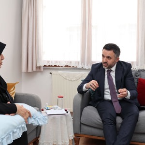 Şehit Ailelerimizin Yanında Olmaya Devam Ediyoruz - fotoğraf 1