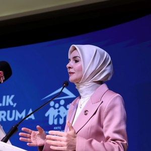 Aile ve Sosyal Hizmetler Bakanımız Göktaş, KKTC'de düzenlenen sempozyumun açılışında konuştu - fotoğraf 1