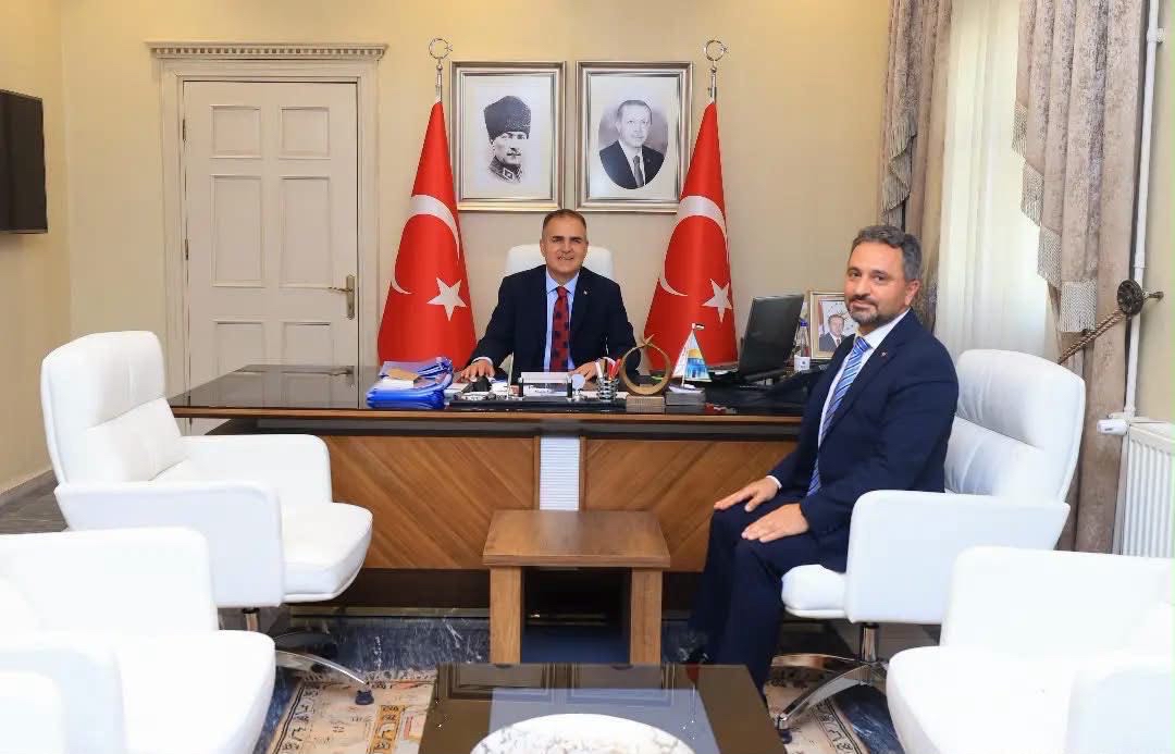 İl Müdürümüz Mahmut SELÇUK, Muğla Valimiz Sayın Dr. İdris AKBIYIK’ı makamında ziyaret etti.