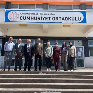 Cumhuriyet Ortaokulu Öğrencilerine Çocuk Hakları Eğitimi Düzenlendi - fotoğraf 1