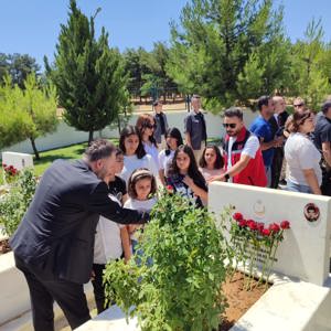 15 Temmuz Demokrasi ve Millî Birlik Günü Kapsamında Garnizon Şehitliği Ziyareti - fotoğraf 5