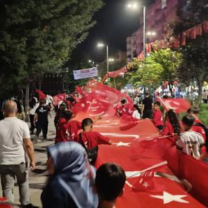 Demokrasi ve Millî Birlik Yürüyüşü'ne Katıldık - fotoğraf 2